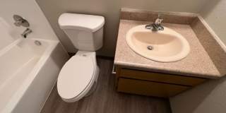 Spacious 2 Bedroom in Downtown Omaha Gallery 41