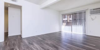 Country Hills Apartment Homes Gallery 20