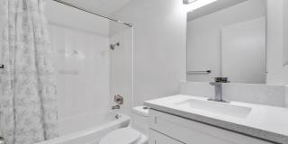 "Rare Single-Story Remodel: Modern 3BR End-Unit in University Park Gallery 17