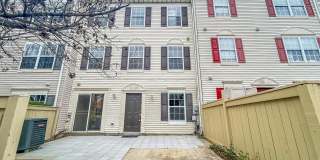 102 CROSSBILL Way Gallery 1