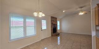 5705 Mandalay Gallery 9