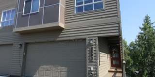 Modern and Spacious 4 Bedroom Condo in East Anchorage! Gallery 1