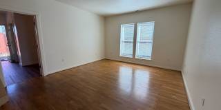 3 Bedroom 2 bath single family house Gallery 7