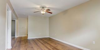 The Grove Apartments Gallery 16