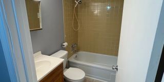 For Rent – Charming 4BR Home in Ardmore Area! Gallery 9