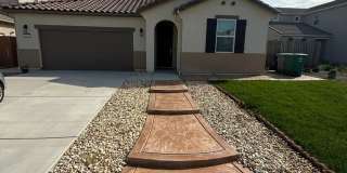 HALF OFF 1ST MONTHS RENT Gallery 1