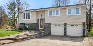 16 Wheatfield Dr Gallery 1