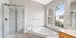22616 WELBORNE MANOR Square Gallery 27