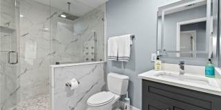 5240 SW 2nd Place Gallery 22