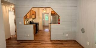 Charming NE Cottage! Gallery 7