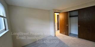 3211 SE Wake Street Gallery 16