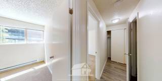 Cute 2:1 Apartment Downtown Olympia with Covered Parking! Cute 2:1 Apartment Downtown Olympia with Covered Parking! Gallery 11
