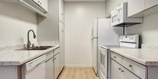 302 S Miraleste Dr Unit 9 Gallery 2