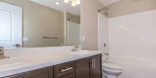 Esencia Sur Apartment Homes Gallery 64