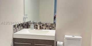 21251 NE 3rd Ct Gallery 11