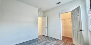 4258 Tarim Street Gallery 12