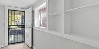 Freshly Renovated 4 Bedroom Home Gallery 7