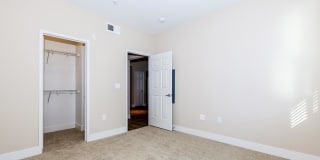 Sendero Gateway Apartment Homes Gallery 72