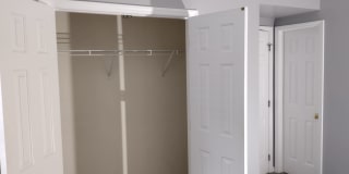 Room for Rent in 6 Bedroom House at 2119 Abby Knoll Dr Gallery 23
