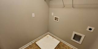 Spacious 3 Bedroom Home with 2-Car Garage in Union City! Gallery 12