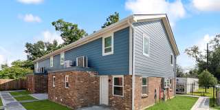 Fab La Place Townhome Gallery 1