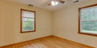128 Mann Drive, 1 Gallery 7