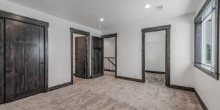 Brand New 3 bed 2.5 townhome Gallery 12