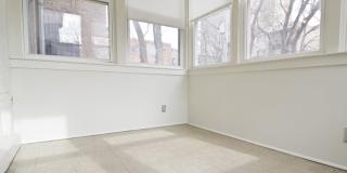 5409 S. Blackstone Gallery 10
