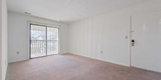 Foxridge Apartment Homes Gallery 241