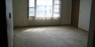 400 Manchester Lane Gallery 1