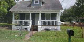Fully Renovated 3/2 Single Family Ready for Move In! Gallery 1