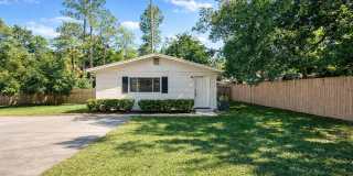 Act Fast! Charming 1BR Home – Pet Friendly & Move-In Ready Gallery 1