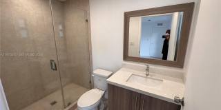 605 NW 3rd Ave Gallery 5