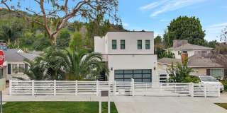 4203 Saugus Ave 4203 Saugus Ave Gallery 1