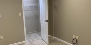 193 Bennett Avenue Gallery 17