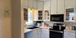 Historic 2 Bed, 1 Bath Home in Floral Heights West! Gallery 6
