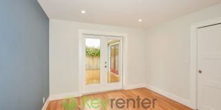 Stylish Four Bedroom Home with Hardwood Floors and Outdoor Space Gallery 21