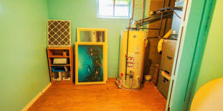 300 MACCLELLAND Avenue Gallery 39