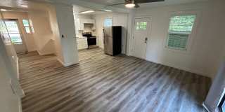 Cute 3 Bedroom, 1 Bathroom House on Sunset Hill! Gallery 4
