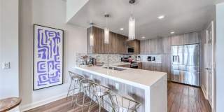 150 Las Vegas Boulevard Gallery 14