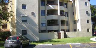 9022 SW 123rd Ct Gallery 1
