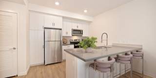 The Commodore Apartments Gallery 26