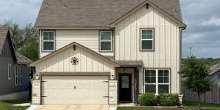 Well Maintained 3 bedroom 2.5 bath in COMAL ISD! Gallery 1