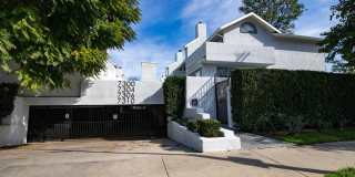 7310 Balboa Blvd Gallery 56