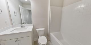 413 Bishop Lane Gallery 29