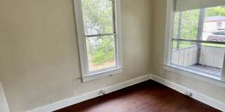 NICE 3BR/1BA Lakeland Home w/Large Covered Porch. NO APPLICATION FEE! Gallery 7