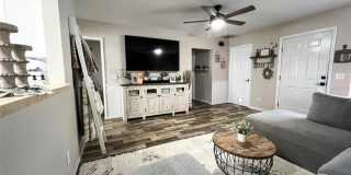 2129 N Pinecone Ave Gallery 1