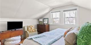 123 Beacon Street Gallery 16