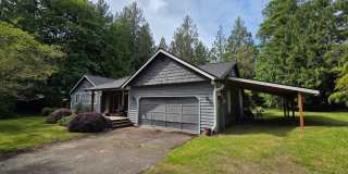 Tucked Away in Gig Harbor - 3 Bedroom + Bonus & Huge Yard. Available Now! Gallery 1