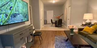 Room in 4 Bedroom Home at Jones Ave NW Gallery 20